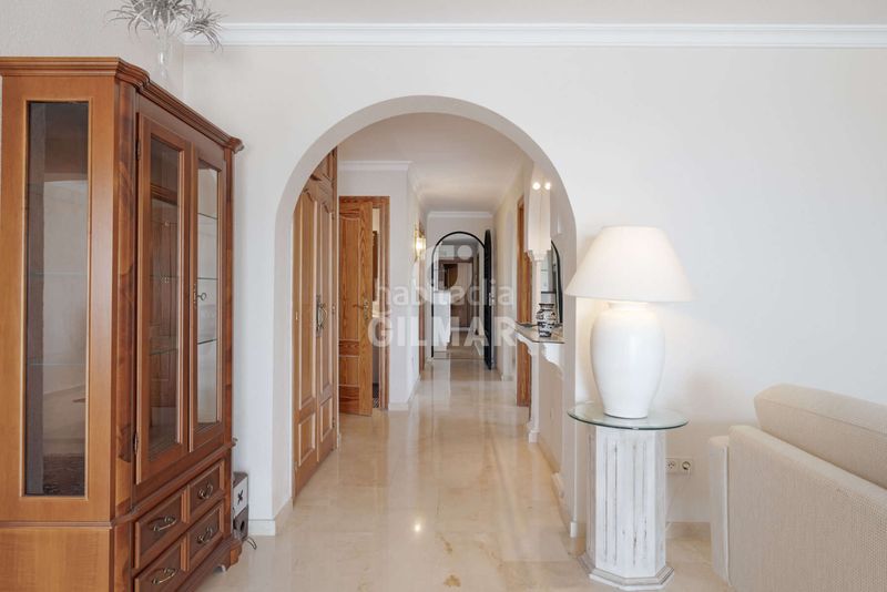 Foto ef943891-2944-4a3f-8300-6d1906fa01b9. Apartament amb calefacció aparcament piscina a Nueva Atalaya Estepona