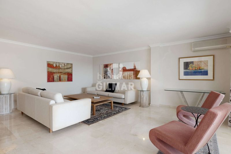 Foto f496464a-9fcd-463c-90af-271d06d27363. Apartament amb calefacció aparcament piscina a Nueva Atalaya Estepona