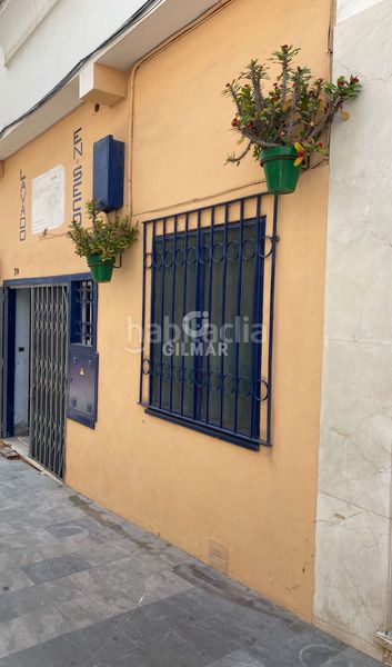 Foto bb93e1d8-28c1-4822-9a44-db75b7a20f1b. Local comercial amb calefacció a Centro Estepona