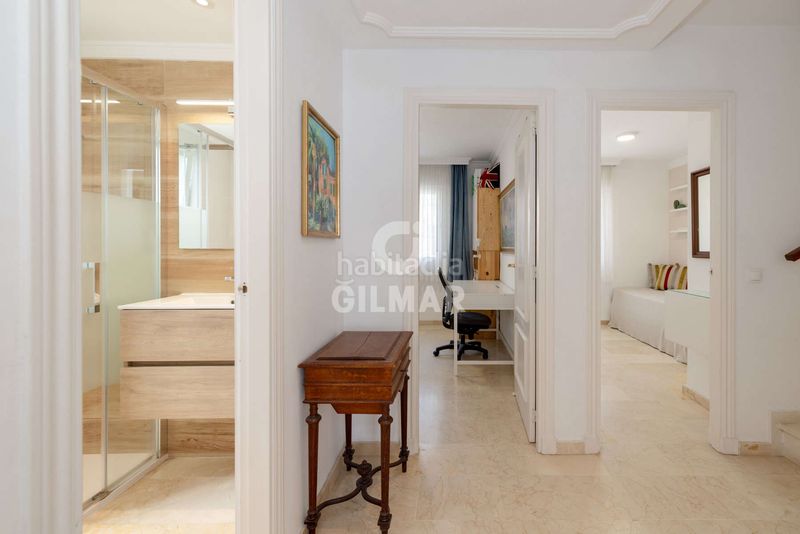 Foto d83c7a8d-bcf7-417a-bfab-3536d84f15ec. Casa aparellada amb calefacció aparcament a sierra de Estepona - avda. de andalucía Estepona