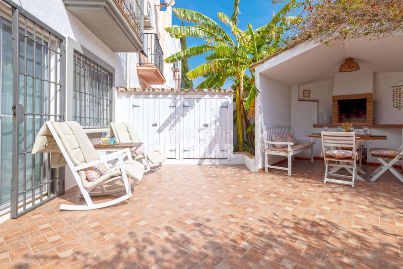 Foto ddba5ebf-abc4-4fd0-ac72-3e64192dae7c. Casa aparellada amb calefacció aparcament a sierra de Estepona - avda. de andalucía Estepona