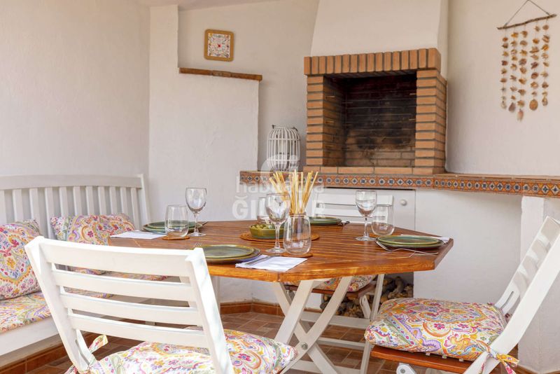 Foto ed59b21b-2ea7-49f3-8a37-e041404332c0. Casa aparellada amb calefacció aparcament a sierra de Estepona - avda. de andalucía Estepona
