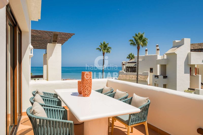 Foto a812a3d4-671c-414c-afe8-c7648a3b1035. Àtic amb calefacció aparcament piscina a El Velerín Estepona