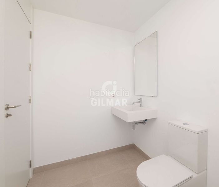 Foto 216d2ac9-9bcc-4ecc-884f-621184302523. Casa aparellada amb calefacció aparcament piscina a Estepona