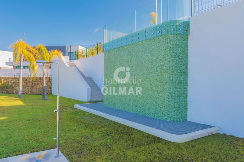 Foto 14796313-472e-47be-8587-71eaf1186446. Casa aparellada amb calefacció aparcament piscina a Estepona