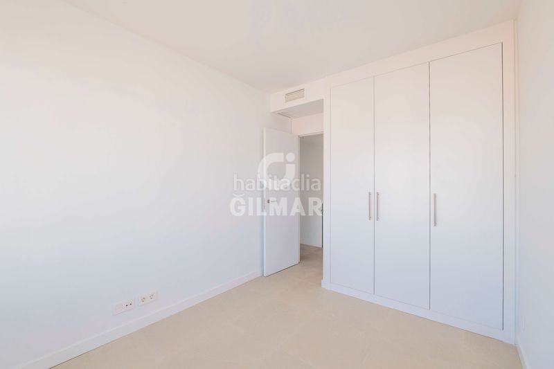 Foto 9521fcae-d858-4181-97ac-5354fd95dc99. Casa aparellada amb calefacció aparcament piscina a Estepona