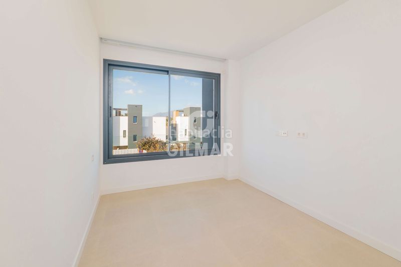 Foto fd0260cd-dea2-474a-9dae-9c4e969f76bf. Casa aparellada amb calefacció aparcament piscina a Estepona