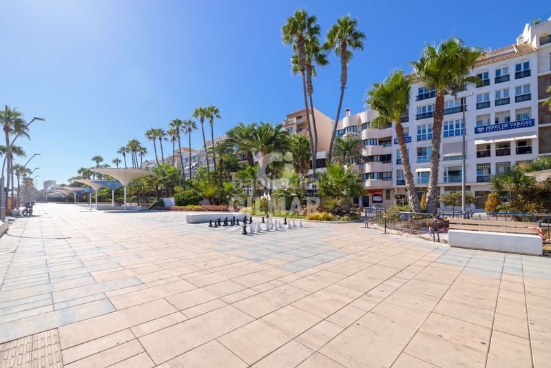 Foto 10e542bd-ea18-4e5e-a5e8-d5b03e2d15a4. Apartament amb calefacció a Centro Estepona