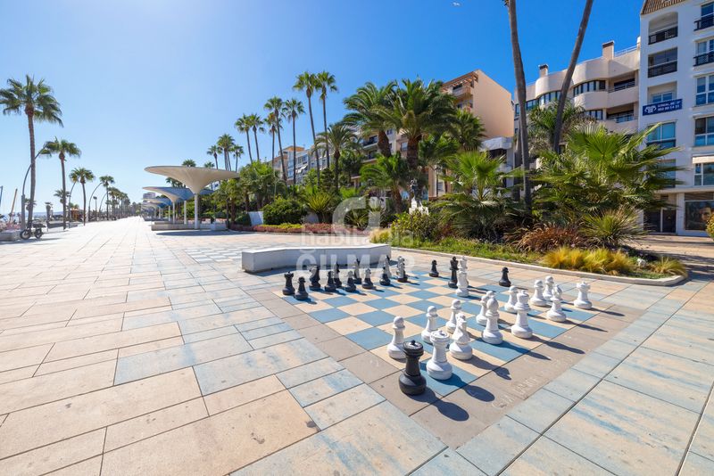 Foto 88a01e12-d2b6-4ab9-a514-dd9ba3fc1d60. Apartament amb calefacció a Centro Estepona