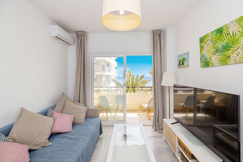 Foto ef8a8de6-8776-407c-9b74-da44ef21a607. Apartament amb calefacció a Centro Estepona