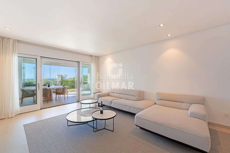 Foto 10341852-cb9f-4721-8ff6-2b1c9fcd95bc. Apartament amb calefacció aparcament piscina a puerto de Estepona Estepona