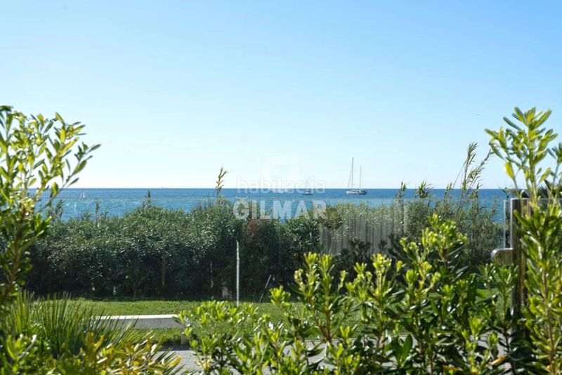 Foto 8ec905f4-dc36-4856-9bc4-ee4f320287ce. Apartament amb calefacció aparcament piscina a puerto de Estepona Estepona