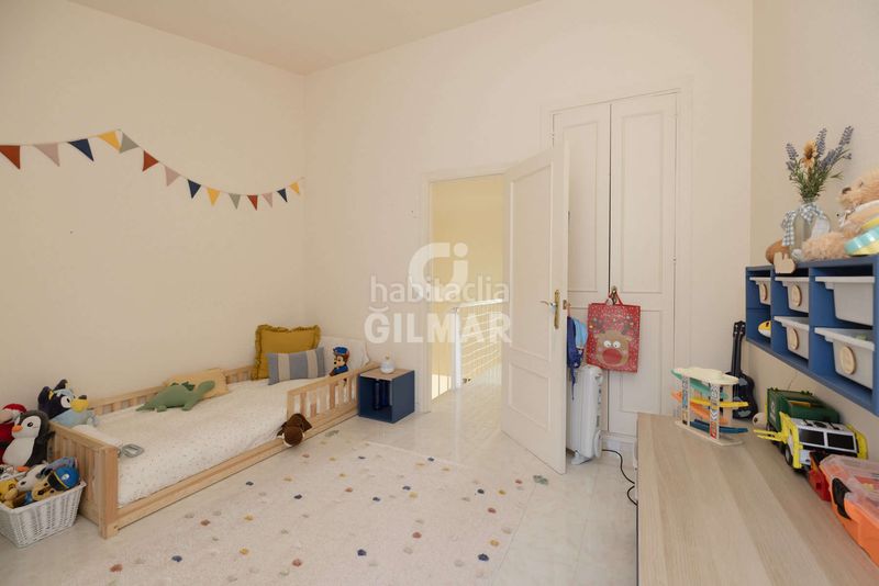 Foto d1b8b6eb-89d1-4f88-8174-b733b769b0f4. Casa adossada a puerto de Estepona Estepona