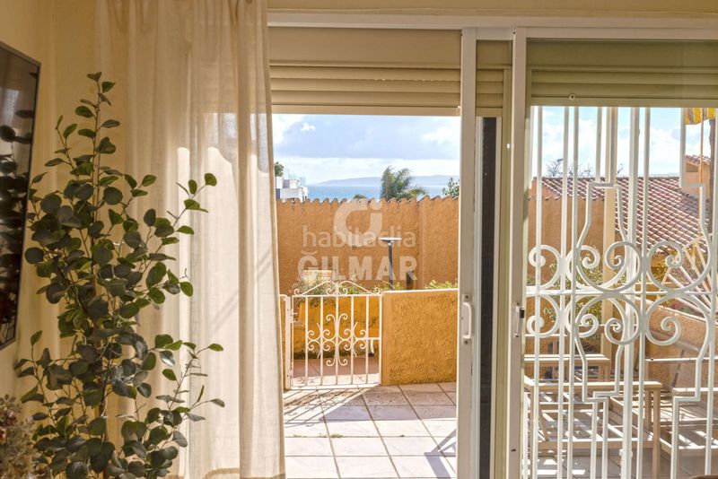 Foto e7efcc33-10f6-4e7a-bb41-9b4c7bc39c68. Casa adossada a puerto de Estepona Estepona