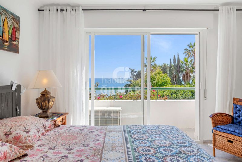 Foto 5ac7d168-e4c1-4374-8518-f7199ff398fa. Casa aparellada amb calefacció aparcament piscina a Estepona