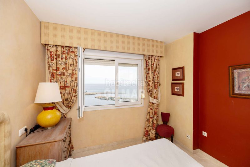 Foto 1c126117-7163-43fd-ae7b-a6d328b280eb. Apartament amb calefacció aparcament piscina a puerto de Estepona Estepona