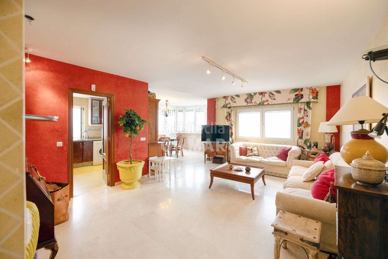 Foto 4d59366b-91a6-4913-8fc0-275c35afb412. Apartament amb calefacció aparcament piscina a puerto de Estepona Estepona