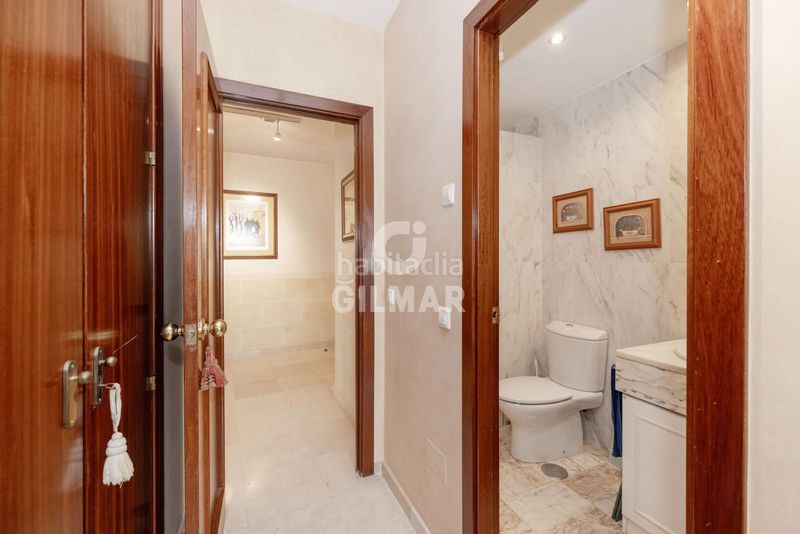 Foto 9394cdfc-bd83-446b-9201-9896ff1e615e. Apartament amb calefacció aparcament piscina a puerto de Estepona Estepona