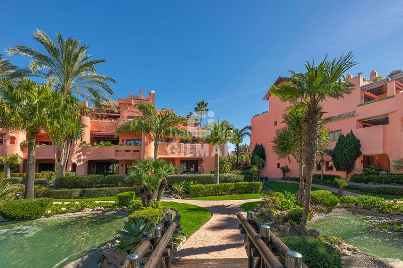 Foto 018d275f-b4fb-4cb3-882b-382f17c6d3f5. Planta baixa amb calefacció aparcament piscina a Estepona