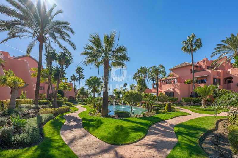 Foto 116d3d9f-ae11-4a3f-bca8-e0aff4dce264. Planta baixa amb calefacció aparcament piscina a Estepona