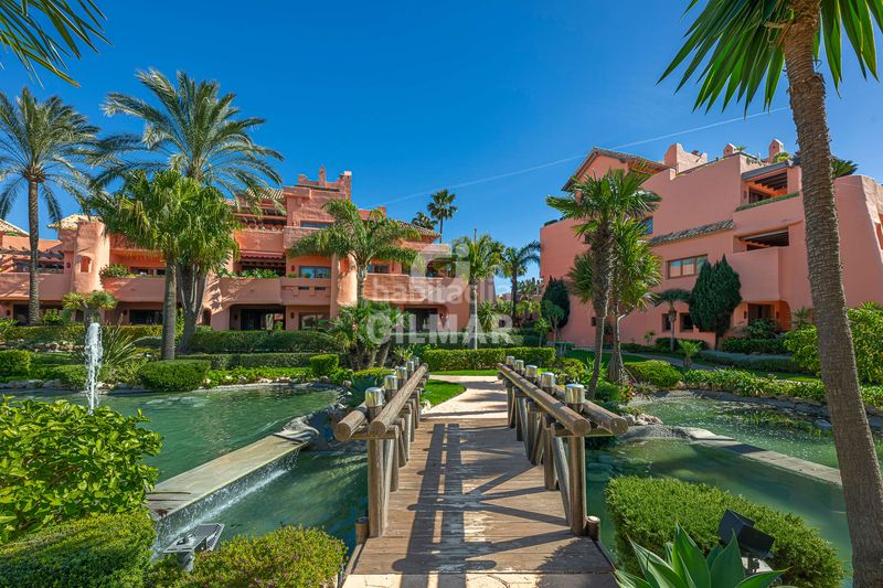 Foto 2d646918-909c-4dad-aab3-7bc466156334. Planta baixa amb calefacció aparcament piscina a Estepona