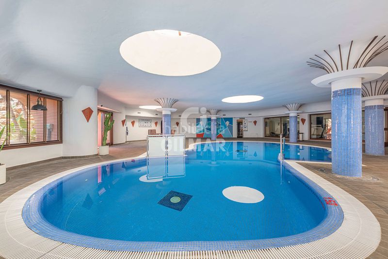 Foto 3f383789-f7e8-4e5a-8746-ece2412013cb. Planta baixa amb calefacció aparcament piscina a Estepona