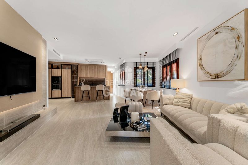 Foto 4435945f-c6f9-4364-a936-821ee3bf8b3e. Planta baixa amb calefacció aparcament piscina a Estepona