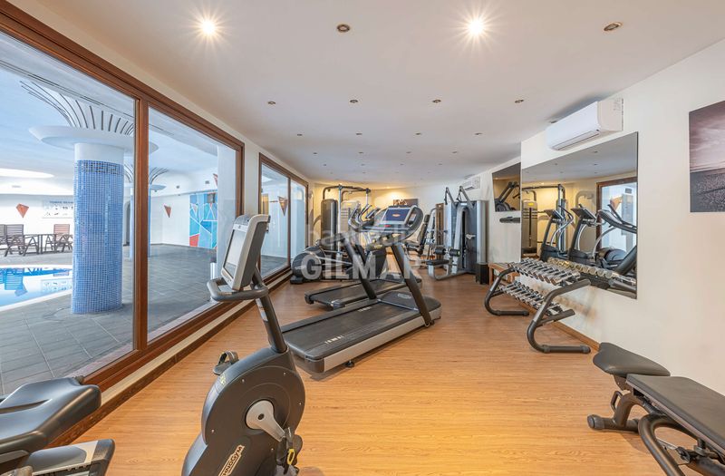 Foto 5a8b5a7a-f4d8-4563-9399-9ba219e7867c. Planta baixa amb calefacció aparcament piscina a Estepona