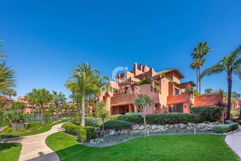 Foto 9bc034b4-70ab-42d0-93e1-618ffacaf9a0. Planta baixa amb calefacció aparcament piscina a Estepona