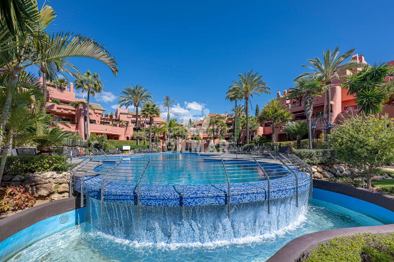 Foto d27c07da-2c53-4da2-9cca-5df51e0afbc9. Planta baixa amb calefacció aparcament piscina a Estepona