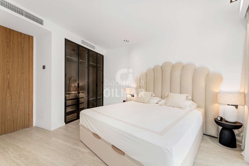 Foto ec89bce1-e5bc-48e2-b47f-ed896b7227de. Planta baixa amb calefacció aparcament piscina a Estepona