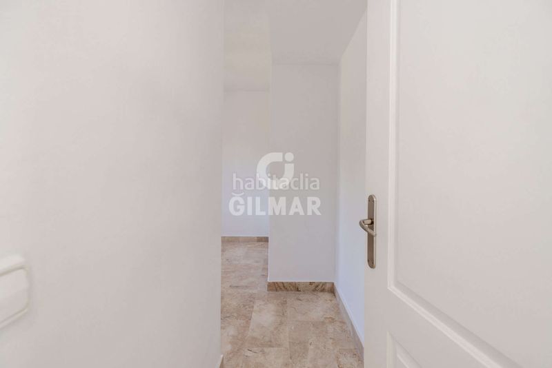 Foto 31d3fb22-9fb3-4385-b5bf-4cdb00210646. Dúplex amb aparcament piscina a Buenas Noches Estepona