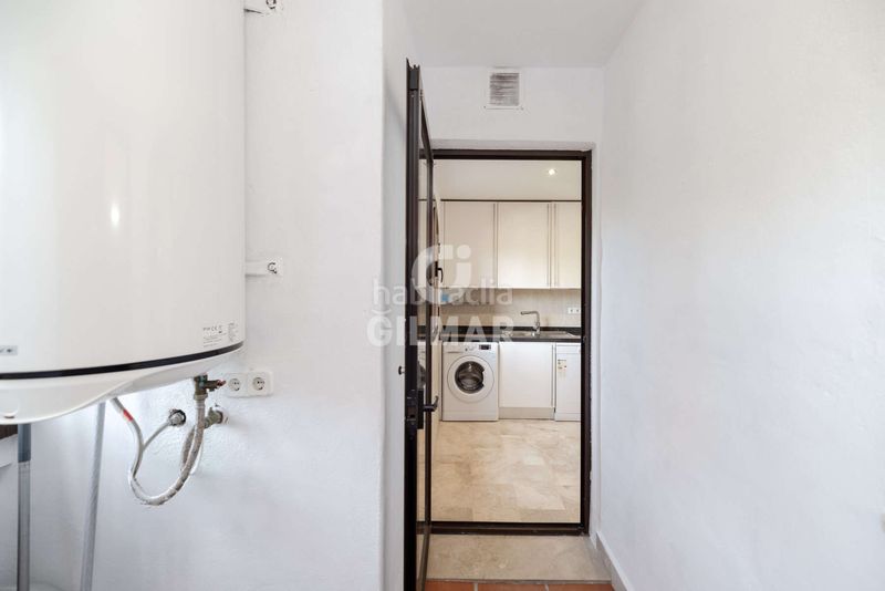 Foto 6d9c15a5-db6f-4ba4-a60a-2b2bc51edbb9. Dúplex amb aparcament piscina a Buenas Noches Estepona