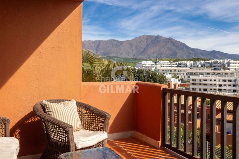 Foto ab183182-146b-4317-a2cb-520323b6e9f1. Dúplex amb aparcament piscina a Buenas Noches Estepona