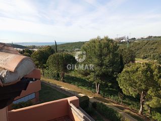 Dúplex a Casares Golf - Casares del Sol. Descubre el potencial de este áticodúplex en la costa de casares