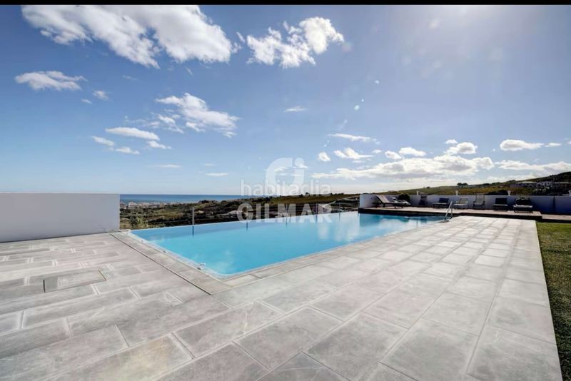 Foto 5ea5a293-70be-4323-94ac-e7ba497c9645. Xalet amb calefacció aparcament piscina a Manilva pueblo Manilva