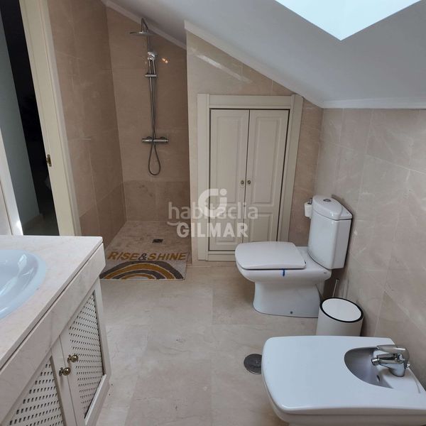 Foto 259c3b3f-9866-475c-8e85-f40bc0f7874b. Duplex avec chauffage parking piscine dans puerto de Sotogrande-la marina Sotogrande