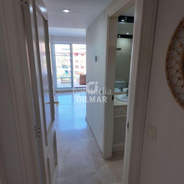 Foto 2a9a752b-4759-460d-87b7-a2e26842f4dd. Duplex avec chauffage parking piscine dans puerto de Sotogrande-la marina Sotogrande