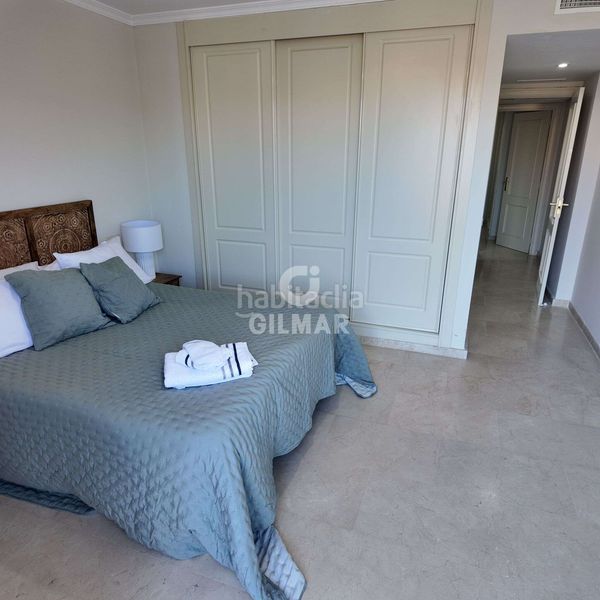 Foto c6f98b5e-2150-4946-8db2-e93fb8c3af64. Duplex avec chauffage parking piscine dans puerto de Sotogrande-la marina Sotogrande