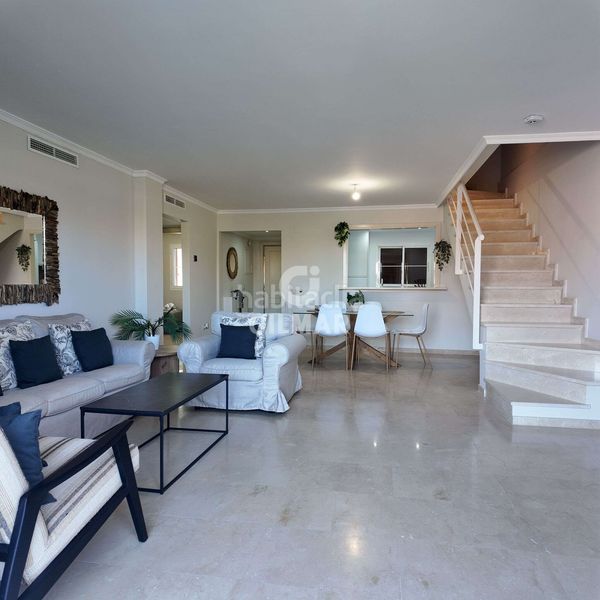 Foto caadf628-d981-4229-a6de-8a734932efcd. Duplex avec chauffage parking piscine dans puerto de Sotogrande-la marina Sotogrande