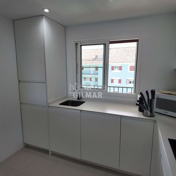 Foto d2e1484c-6c10-4410-90c0-f0664575fae6. Duplex avec chauffage parking piscine dans puerto de Sotogrande-la marina Sotogrande