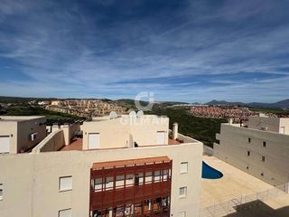 Duplex in La Duquesa. Amplio ático dúplex en colinas de la duquesa, una tranquila zona