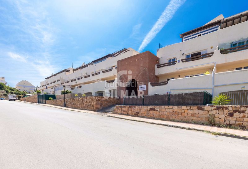 Foto b915c5a9-8130-45d5-a12b-680cfe47524d. Dúplex amb calefacció aparcament a La Duquesa Manilva