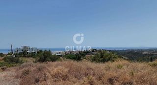 Terreno residencial en La Concha - Resina Golf. Solar urbano de 2 parcelas premium en la exclusiva urbanización