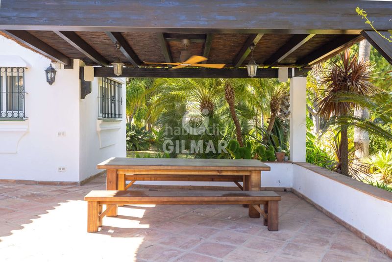 Foto 4ac6ab3d-0355-4a93-a0f7-d160e29886f5. Xalet amb calefacció piscina a Nueva Atalaya Estepona