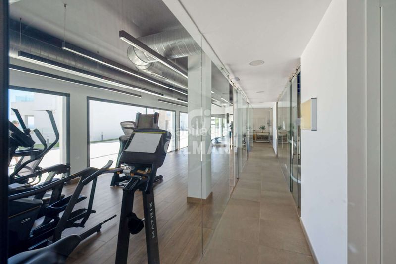 Foto 01d9b5fb-a396-4ef9-a173-3a0779135da8. Apartament amb calefacció aparcament a Huerta Nueva Estepona