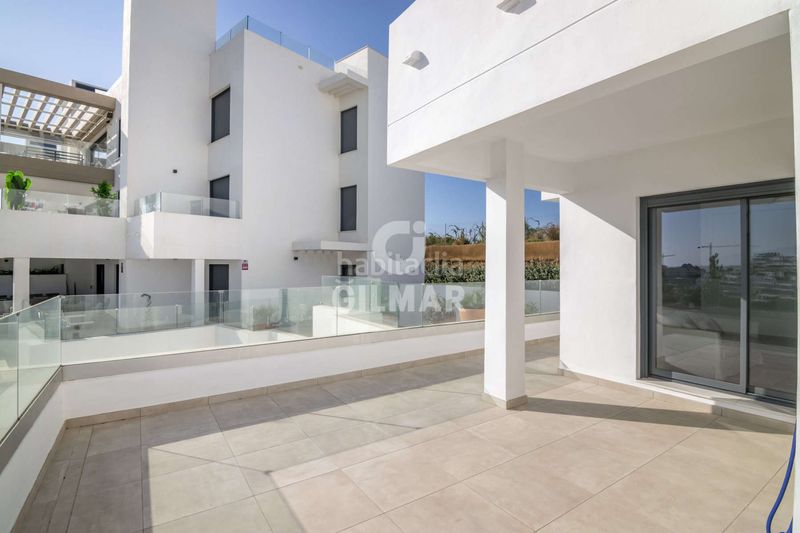 Foto 30ca0099-bf0f-40ed-8e0e-59dc51909125. Apartament amb calefacció aparcament a Huerta Nueva Estepona