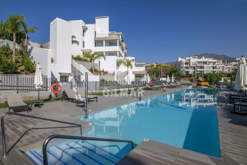 Foto 626bf3e0-7173-4f0c-94b4-f121ba05d69f. Apartament amb calefacció aparcament a Huerta Nueva Estepona