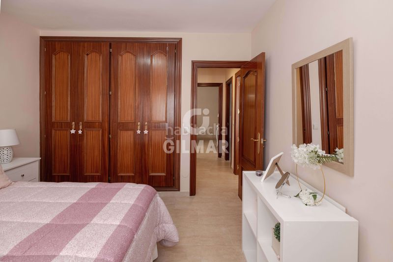 Foto 2cea1b19-4a66-40a1-bd92-32002280cb33. Pis a puerto de Estepona Estepona