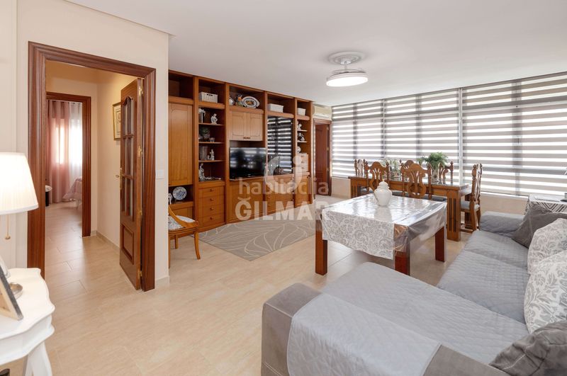 Foto a6c6f9f9-ab16-46c3-82dc-016df1a2600d. Pis a puerto de Estepona Estepona